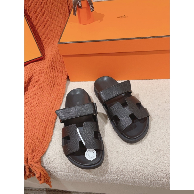 H**mes slippers